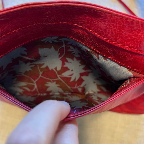 Hobo Crossbody Long Strap Red Leather Purse - Picture 10 of 12